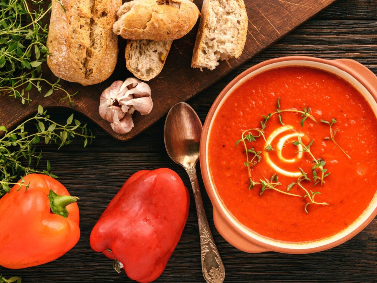 Lip Licking Tomato & Red Pepper Soup – Simple Recipe, Exquisite Taste