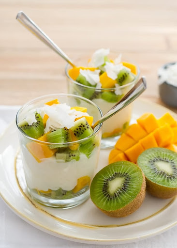 Creamy Rice Pudding with Seasonal Fruits